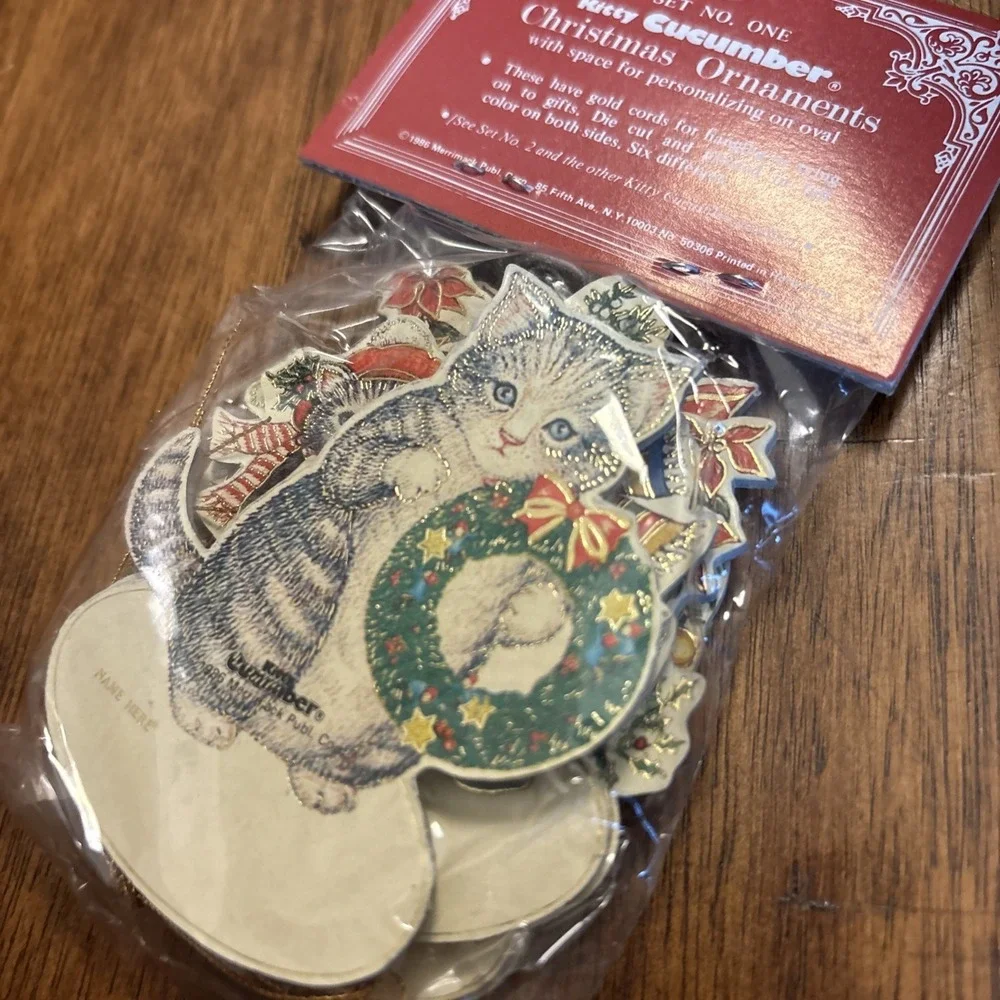 Kitty Cucumber 6 Die Cut Christmas Ornaments Gift TagsMerrimack Vintage 1986 NEW